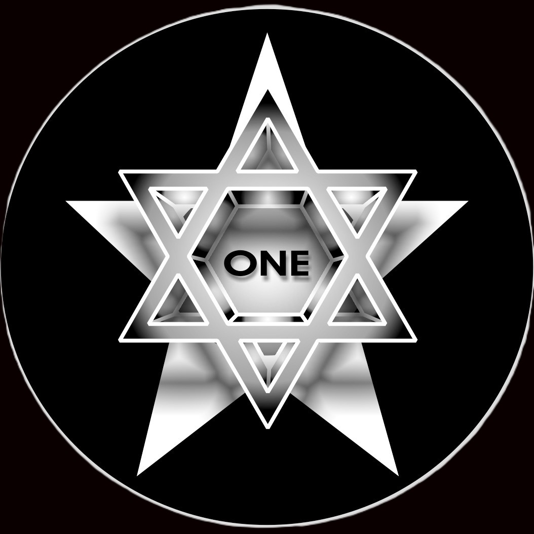 I Am One Tarot and Intuitive Psychic Logo