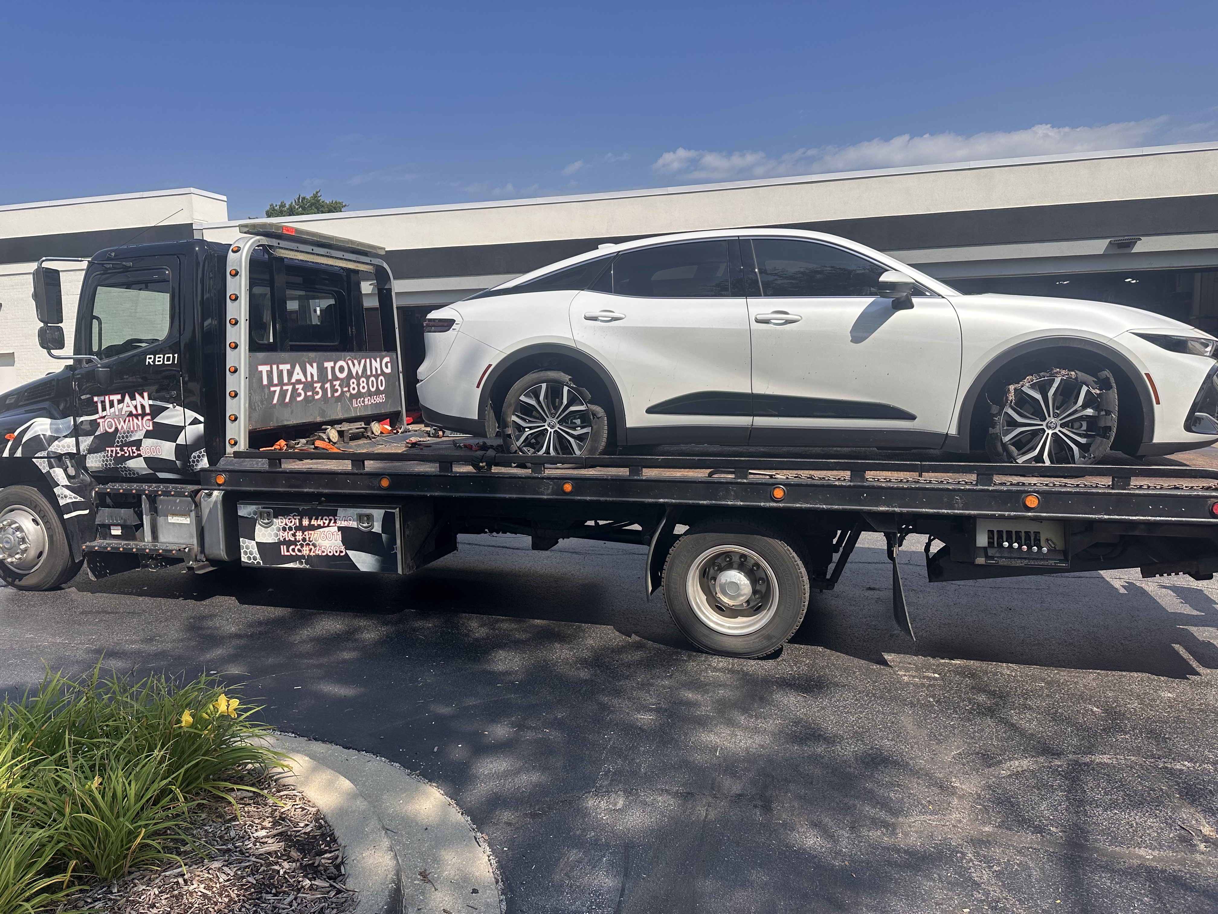 Titan Towing